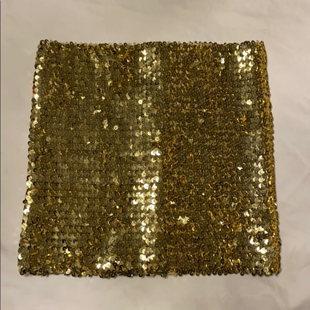 EUC gold sequin top / mini skirt